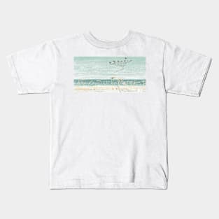 A group of migratory birds Kids T-Shirt